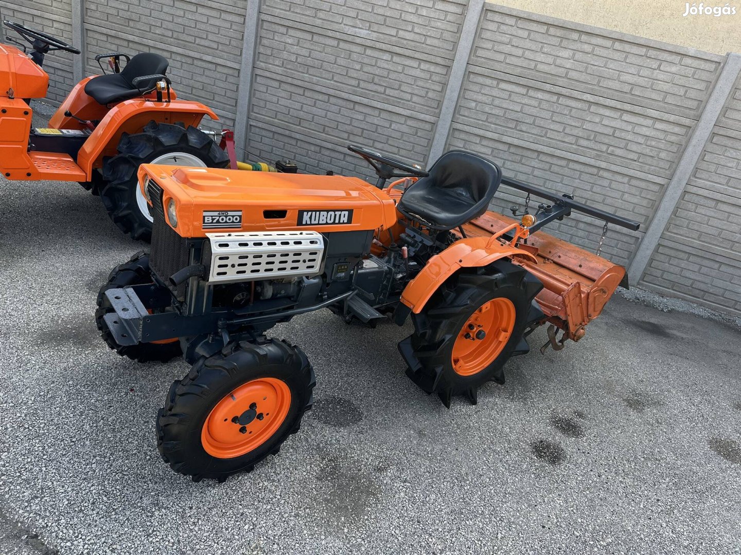 Kubota B7000 4X4 japán traktor