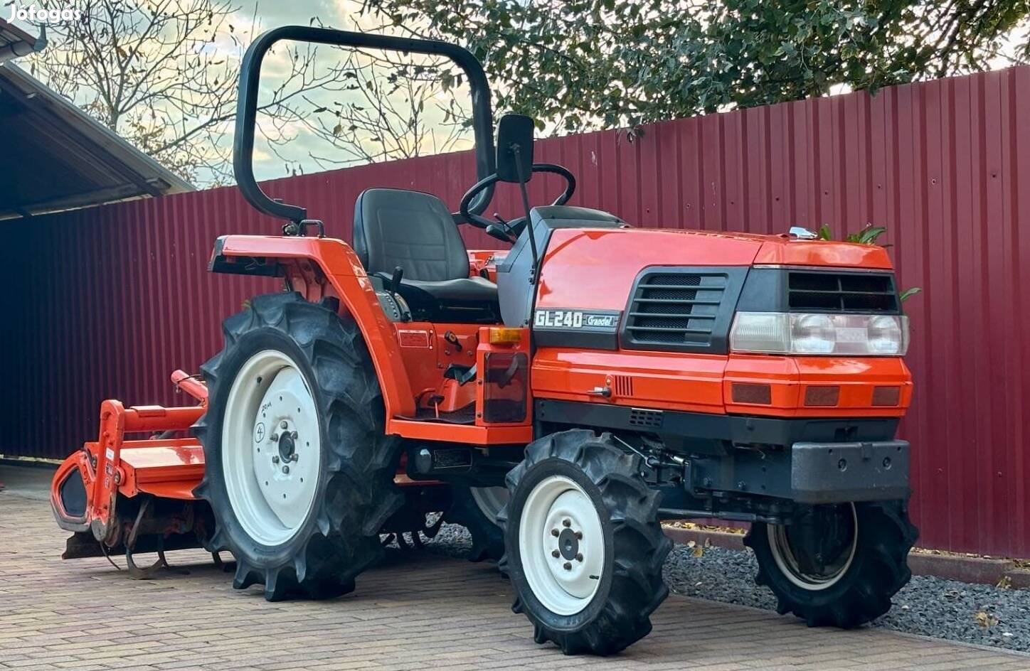 Kubota GL240 japán kistraktor traktor