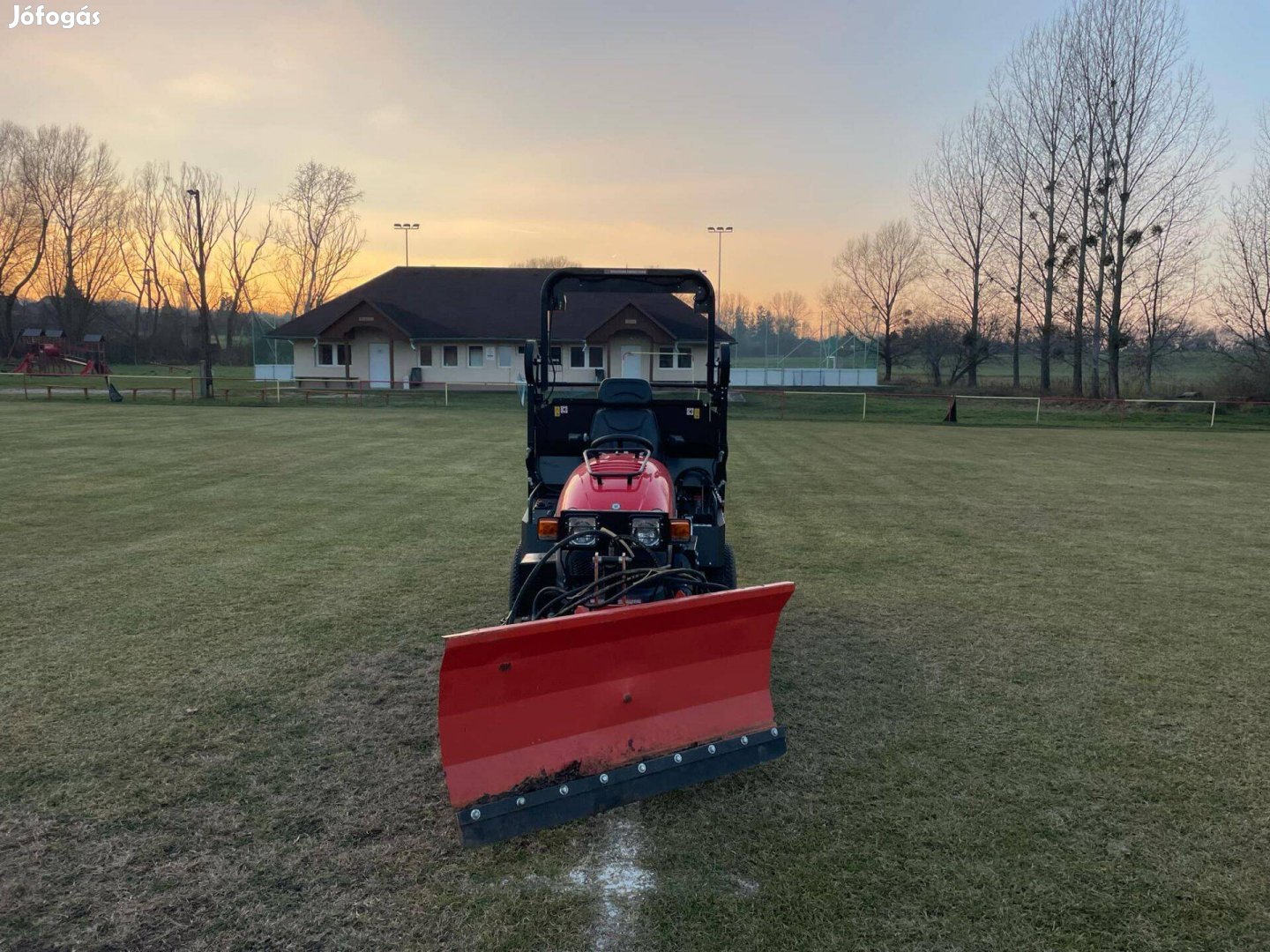 Kubota Ipari Fűnyíró Traktor Oránkénti Nagy Teljesítmény