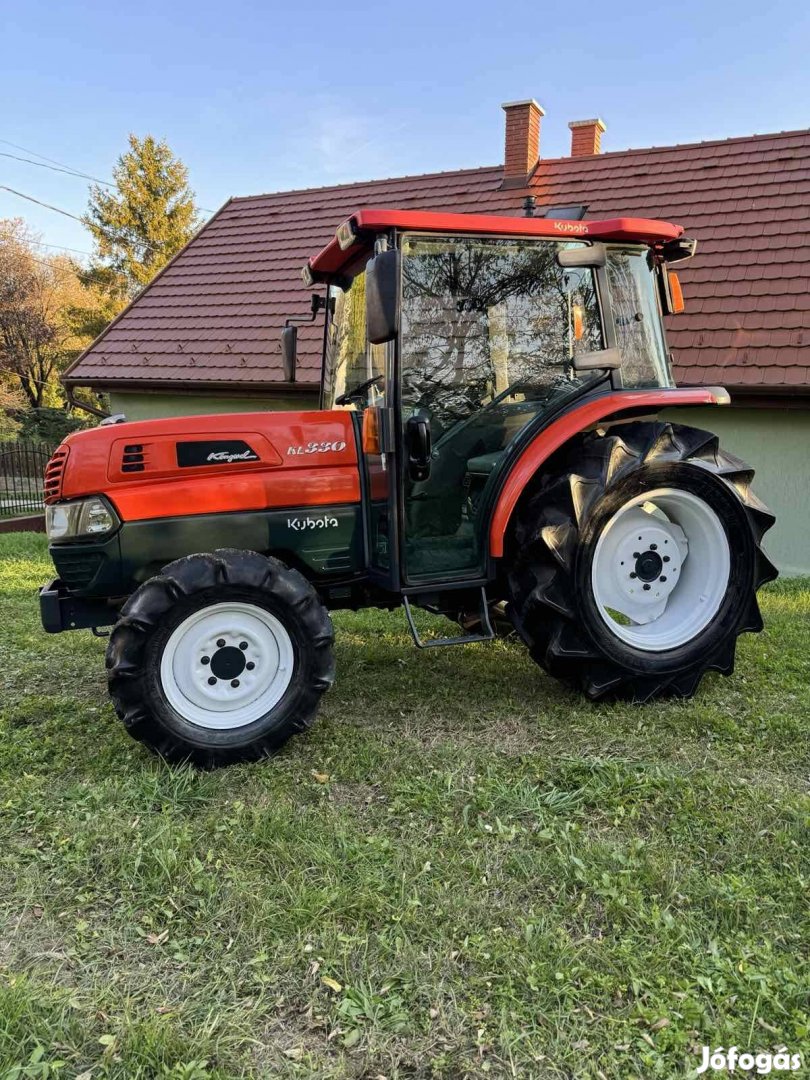 Kubota KL 33 Rendszamos Fülkés Klímás 