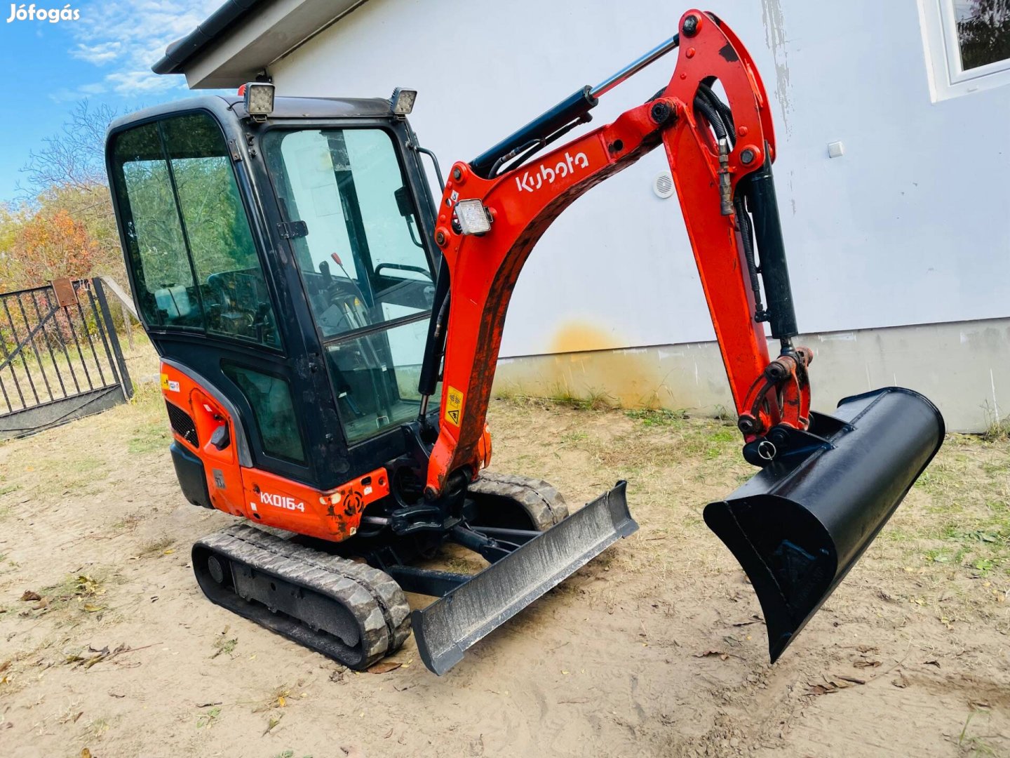 Kubota Kx016-4 fülkés fűtéses minikotró Bobcat árokásó munkagép