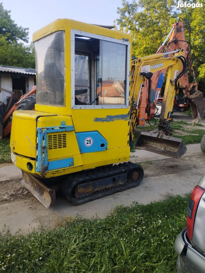 Kubota Kx41 minikotró