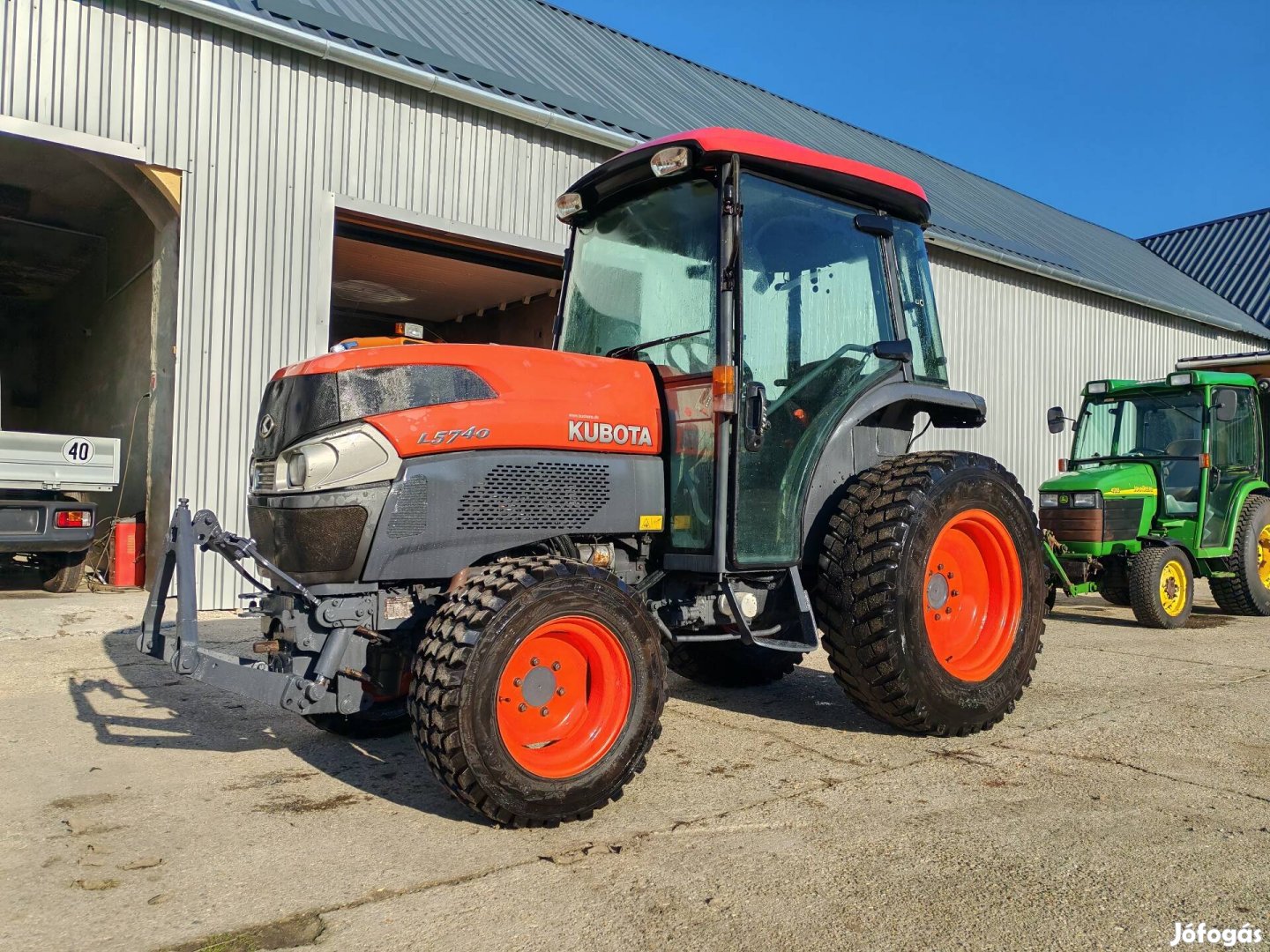 Kubota L5740 kommunális traktor full extra John deere 