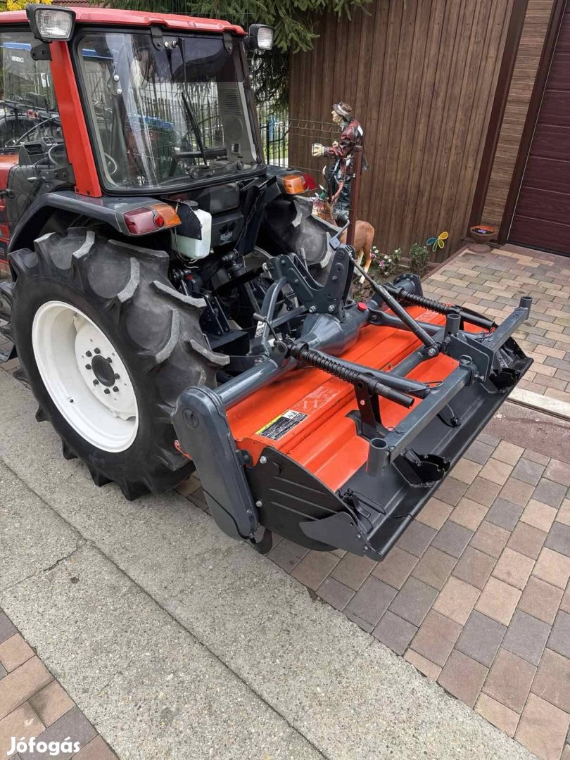 Kubota RL150R Talajmaró Szállítás megoldható