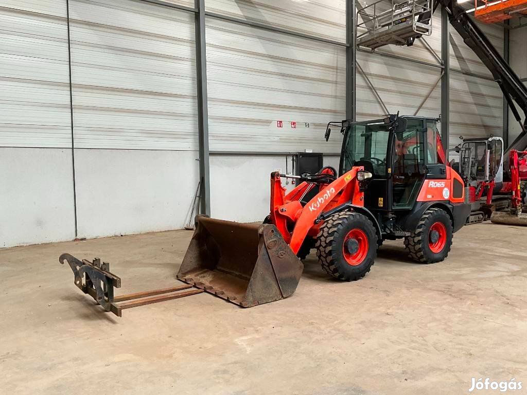 Kubota R 065/ 2.575 h üzemóra / Lízing 20%-tól