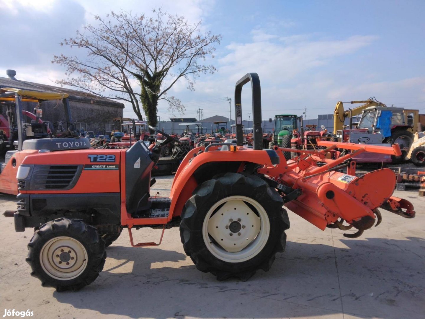 Kubota T22, japán kistraktor