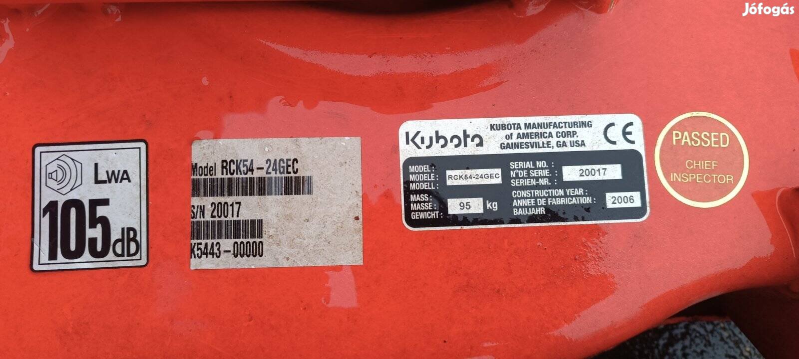 Kubota fűnyíró traktor vágóasztal eladó.