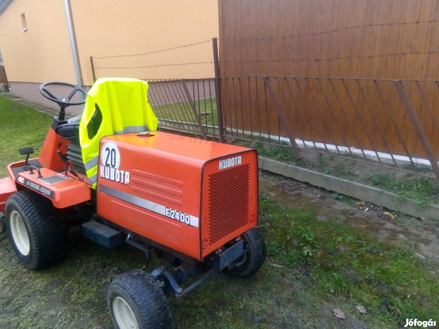 Kubota fűnyírótraktor 