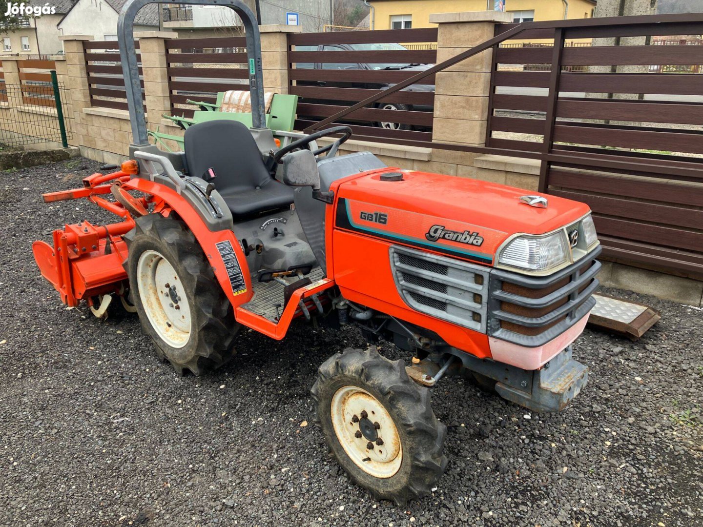 Kubota kistraktor Kubota GB16D Japán kistraktor talajmaróval