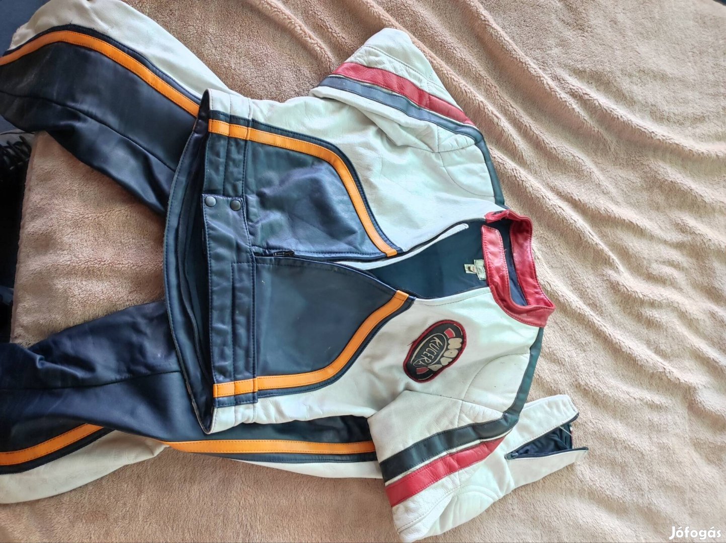 Kuchera Nova motoros bőr ruha 