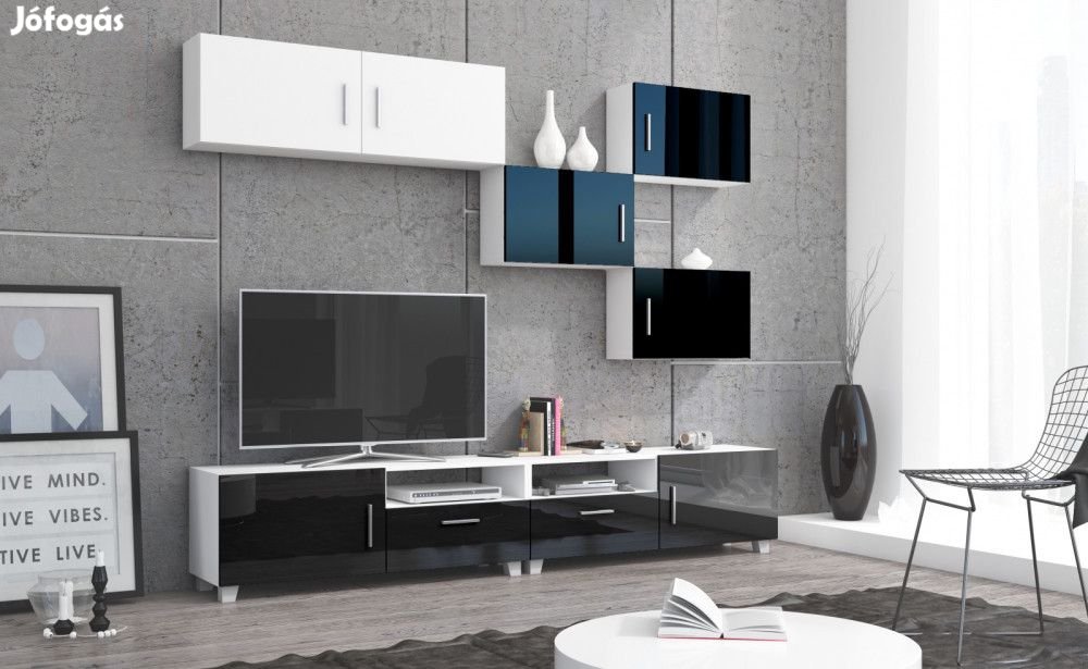 Kug-492 nappali TV fal