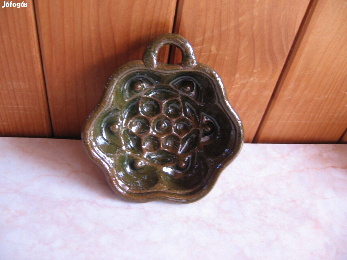 Kuglófsütő, mázas kerámia falidísz