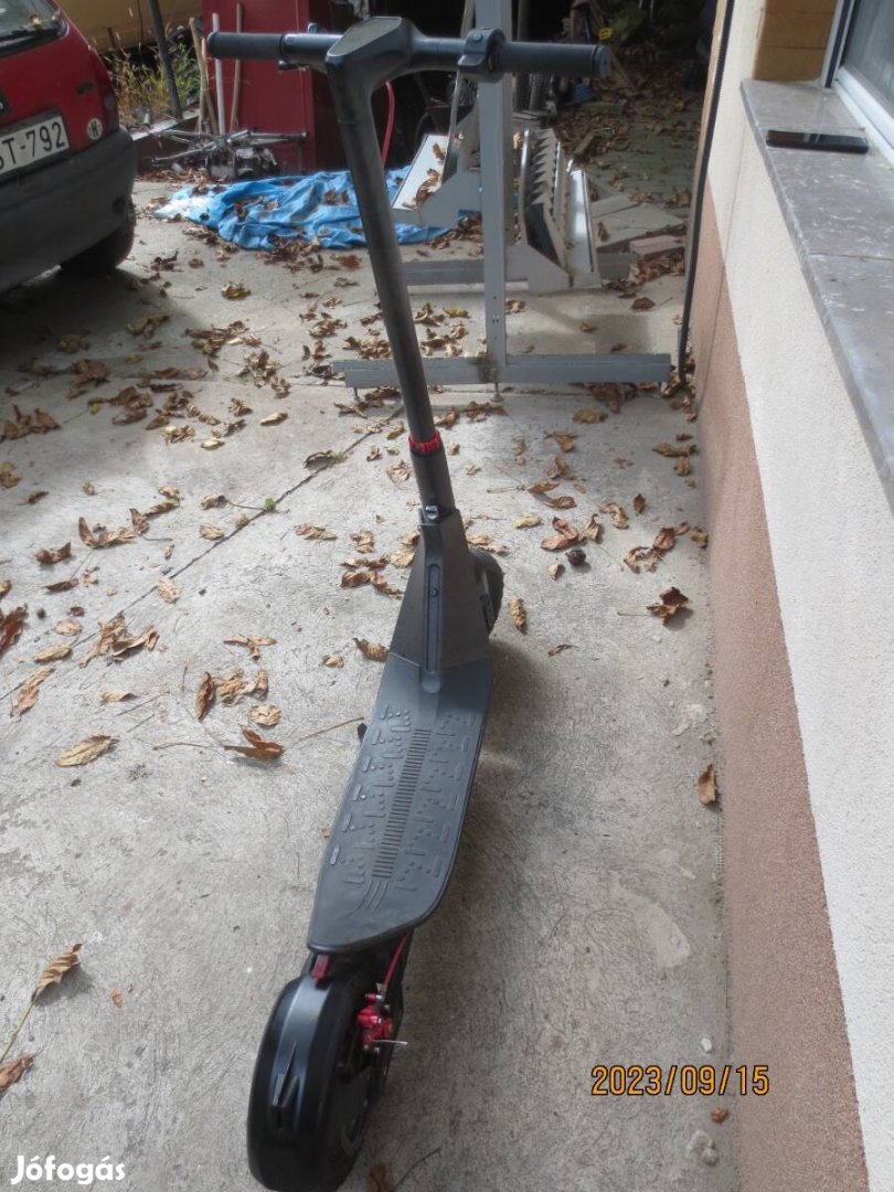 Kugoo G-Max Nagytestü 500w os elektromos Roller