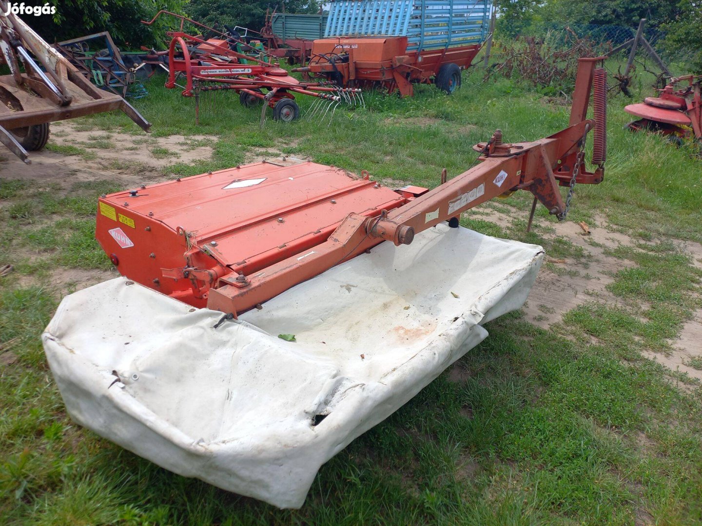 Kuhn FC 200 kasza / fűkasza szársértő