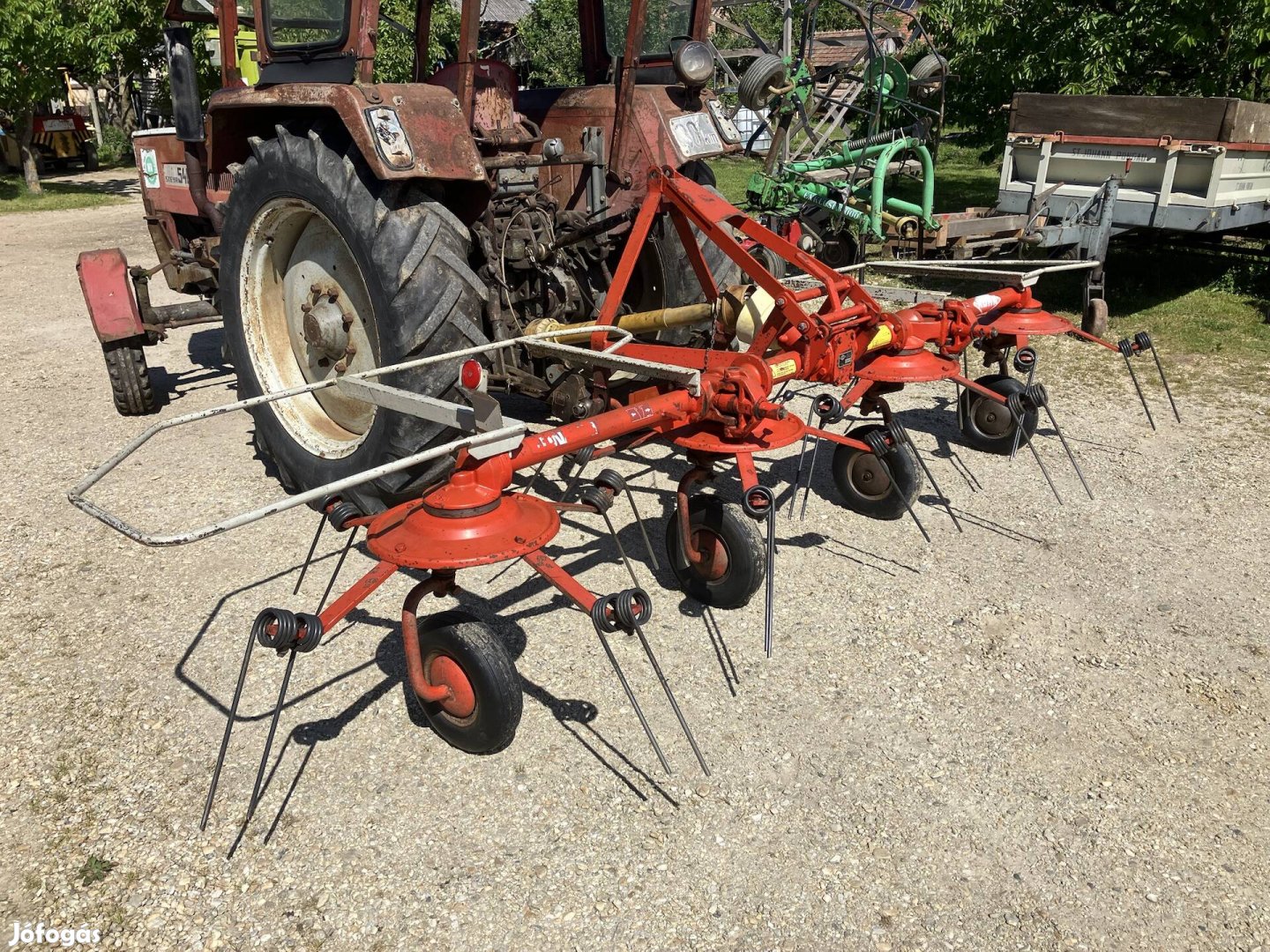 Kuhn gf 440 rendterítő rendkezelő