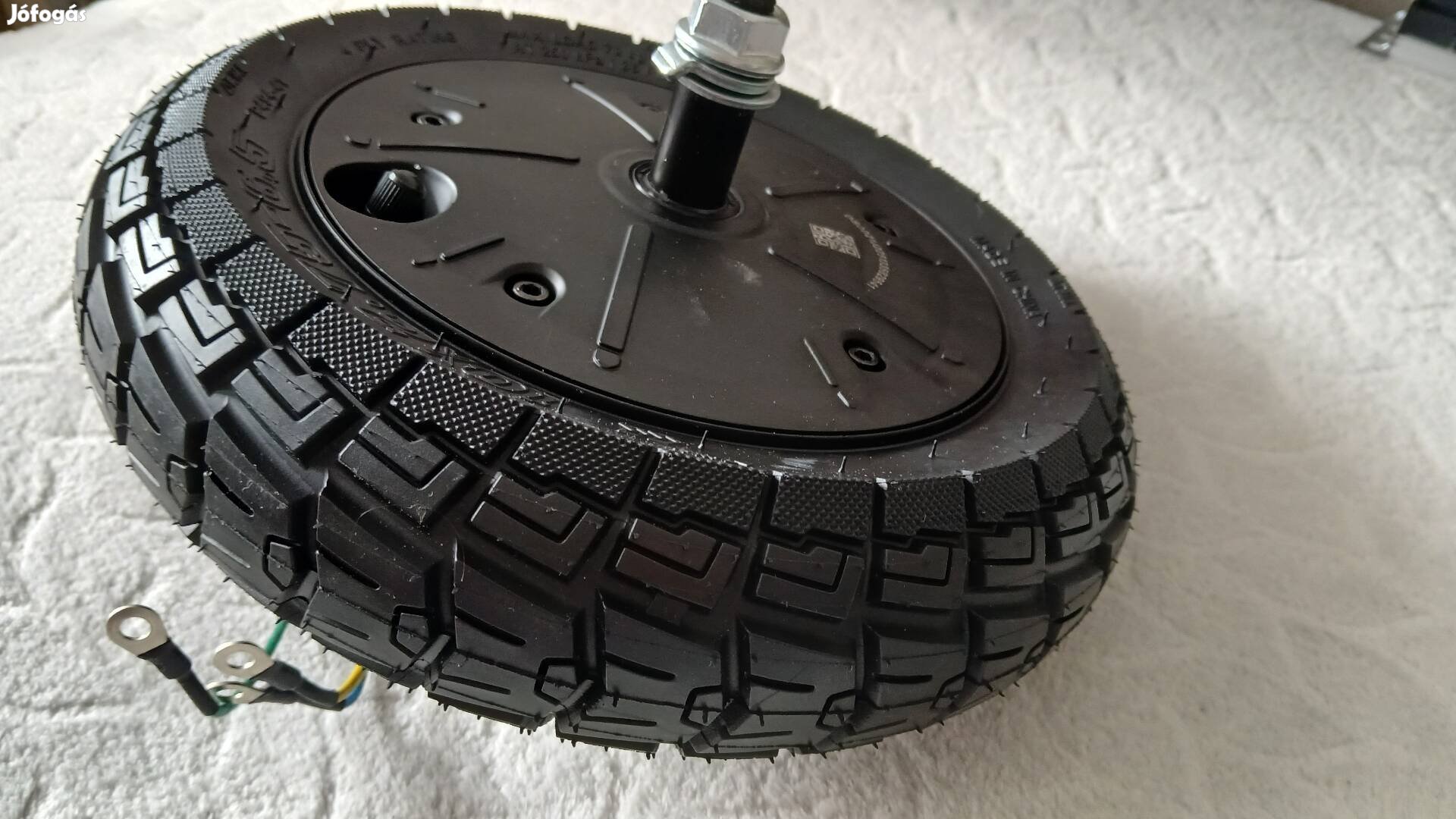 Kukirin G2 2025 motor +hátsókerék gumival gyári új