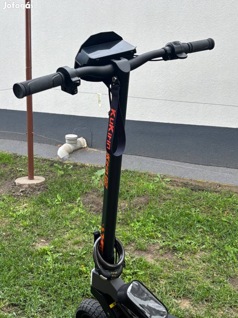 Kukirin G2 roller