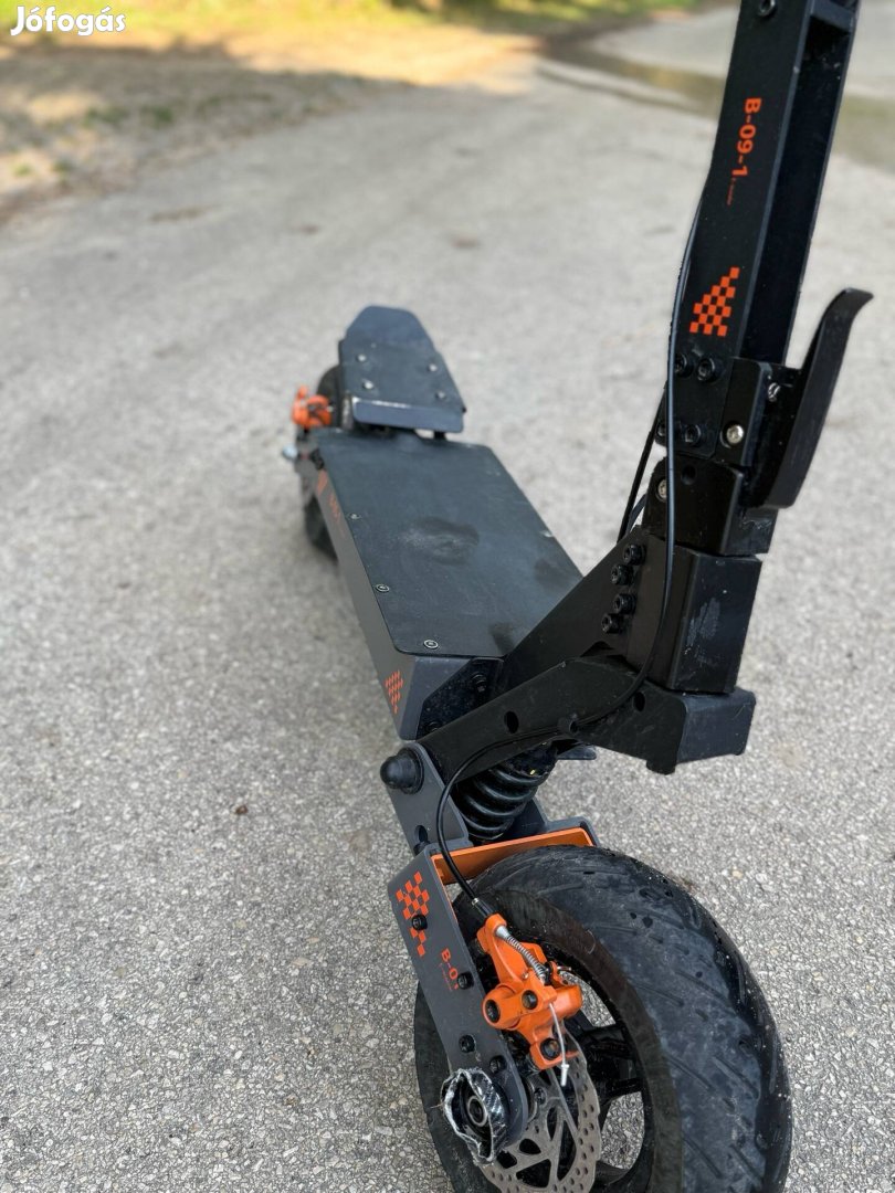 Kukirin g4 elektromos roller