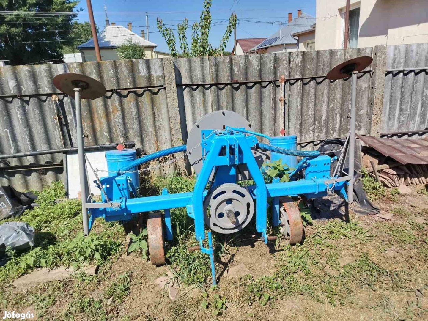 Kukorica és napraforgó vetőgép