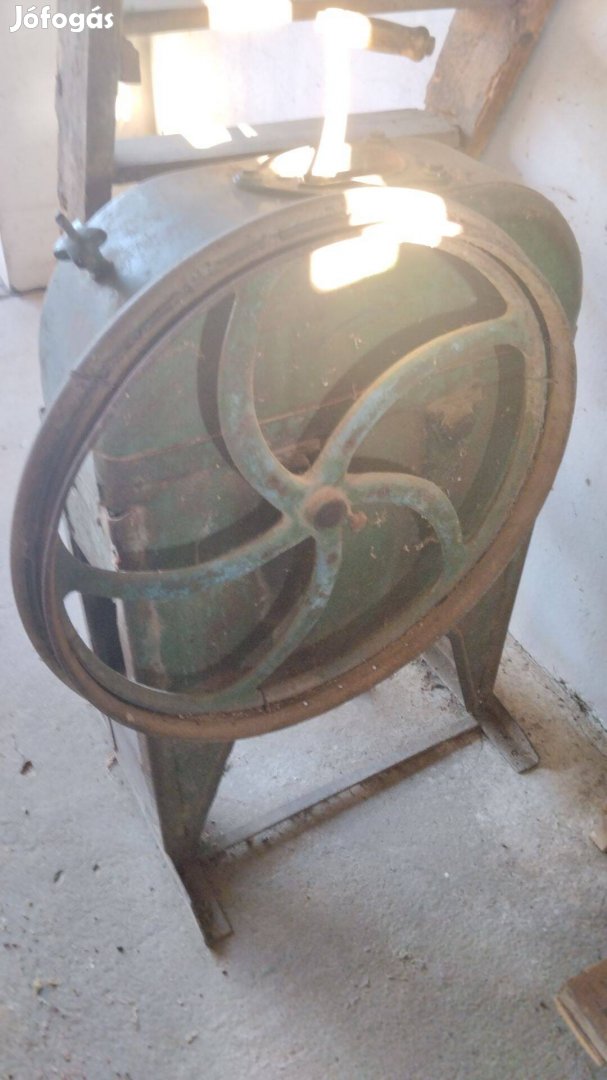 Kukorica morzsoló mechanikus