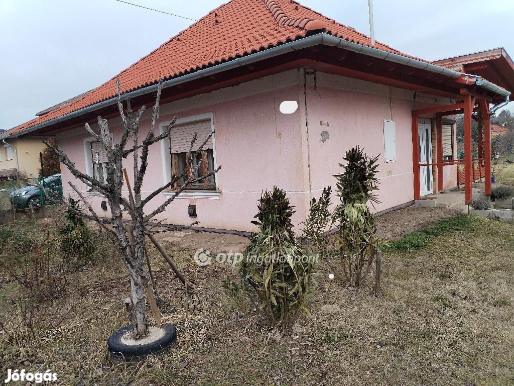 Kulcsi eladó 92 nm-es ház