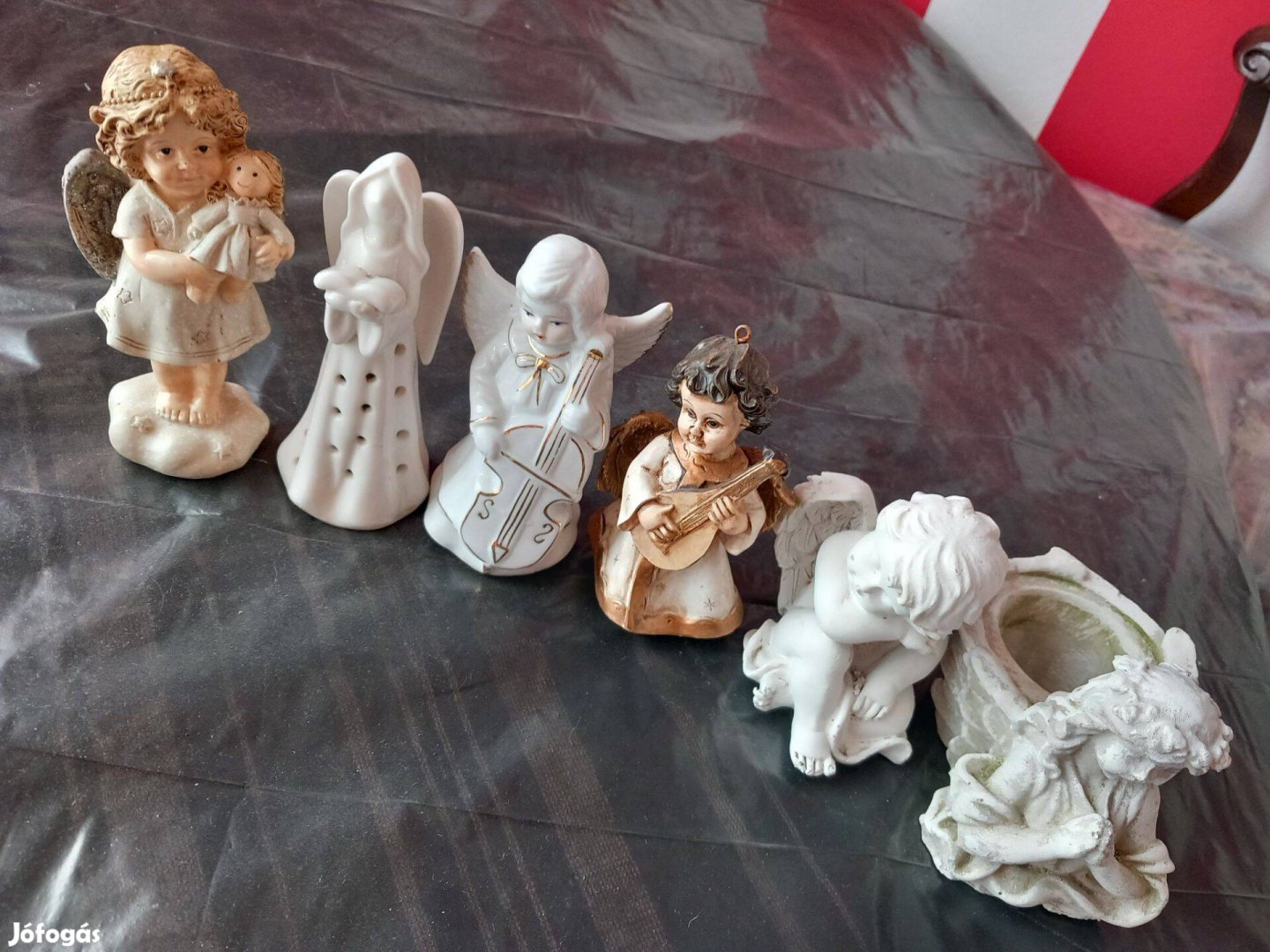 Különböző kerámia ill porcelán karácsonyi angyalka 12-14cm