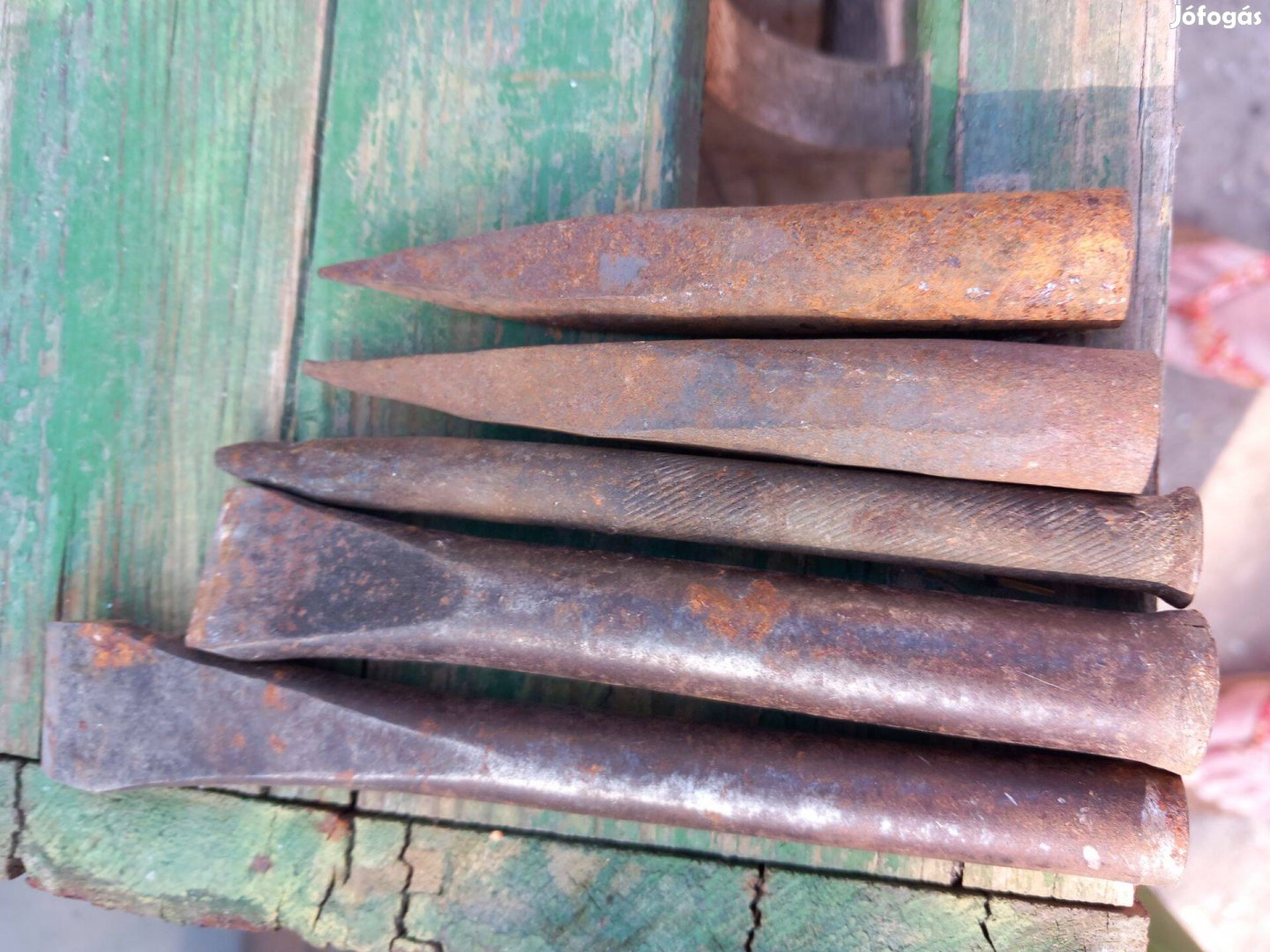 Különböző régi kicsi véső ill lukasztó 10-15cm iparos