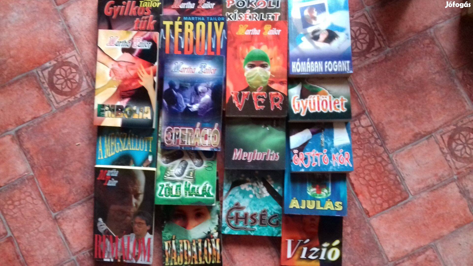 Különböző új állapotú orvosi krimi 3db-os csomagba