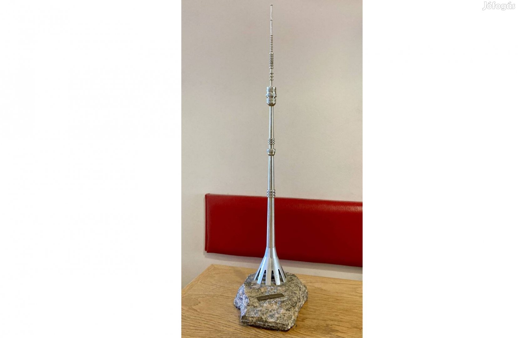 Különleges Osztyankinó TV-torony makett. 55 cm-es