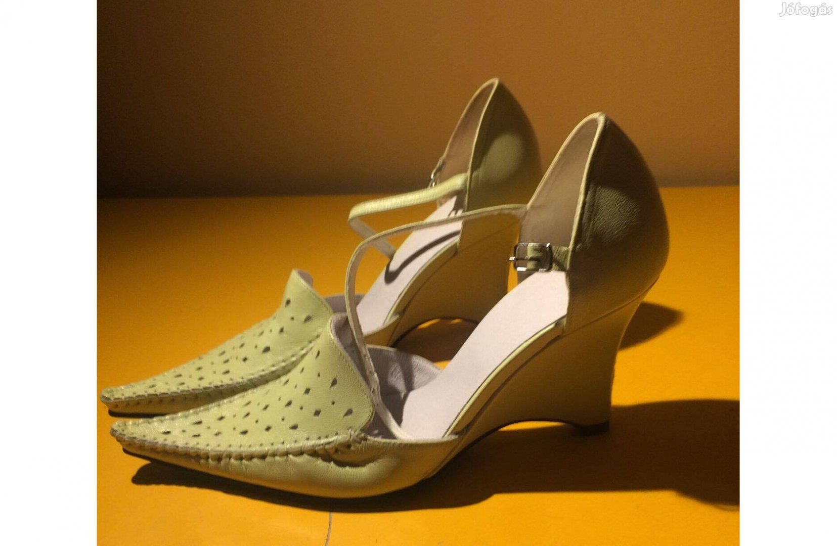 Különleges bőrcipő 36 - új