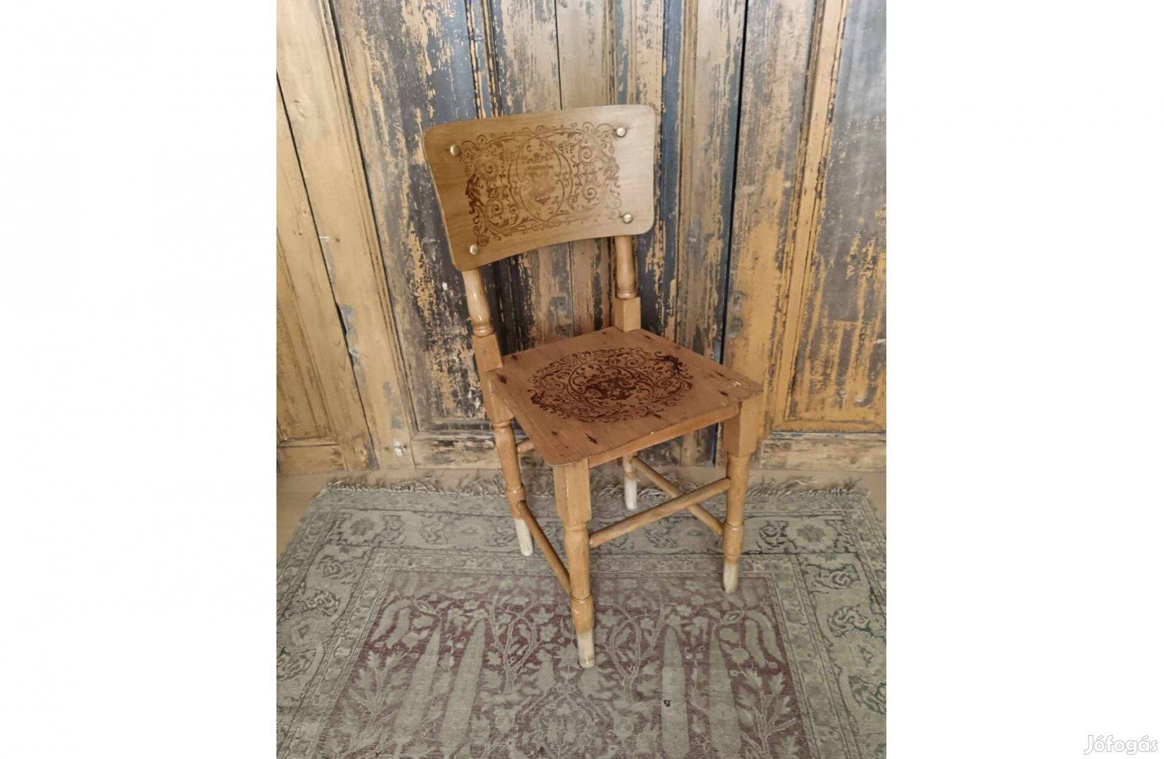 Különleges fa szék, égetett mintás jó formájú, 20. század elejei