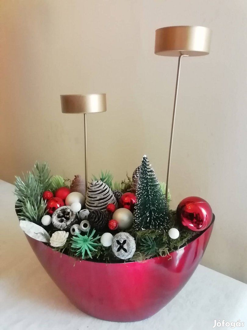 Különleges karácsonyi fenyő dekoráció, asztaldísz mécsestartó 