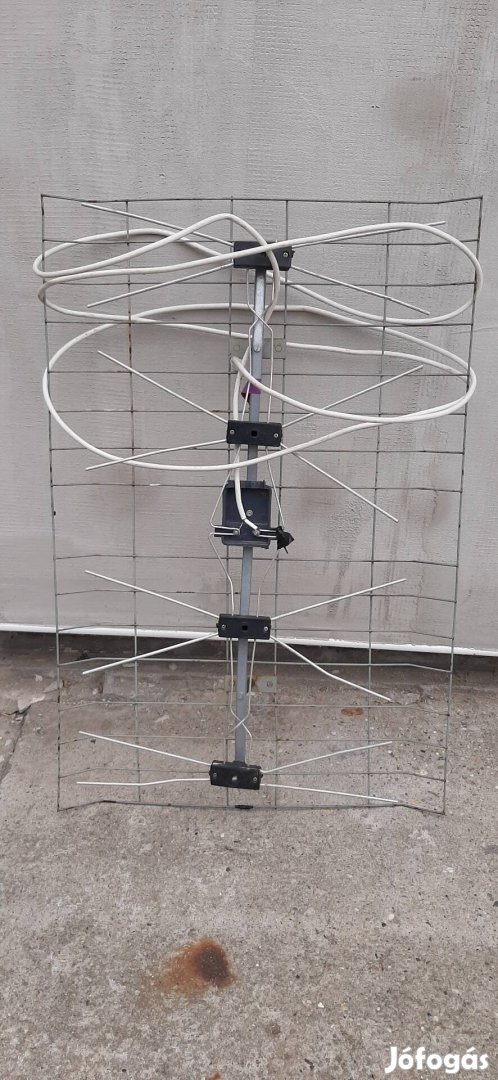 Kültéri tévéantenna