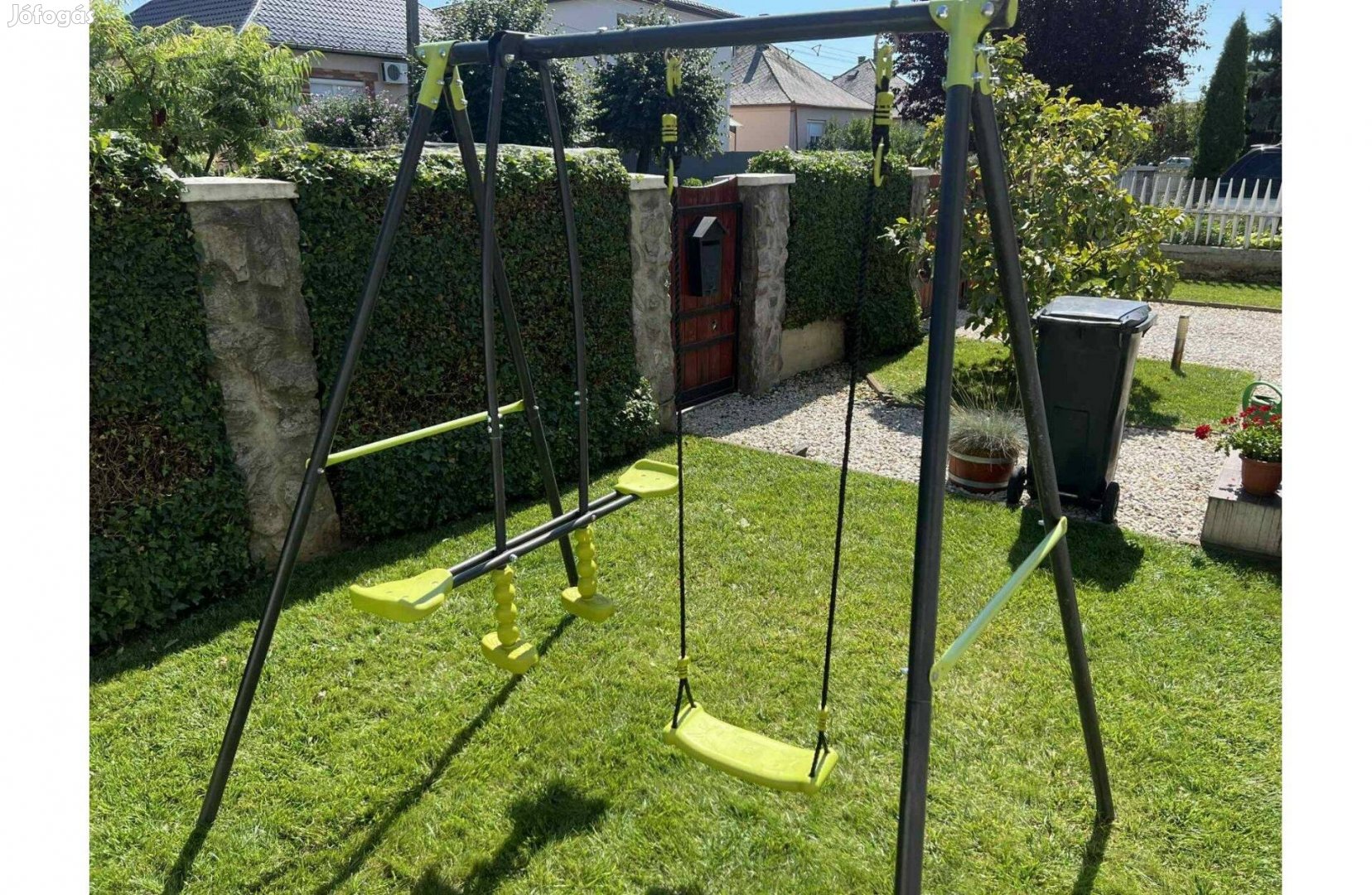 Kültéri vázas hinta, egyszemélyes és kétszemélyes ülőhinta