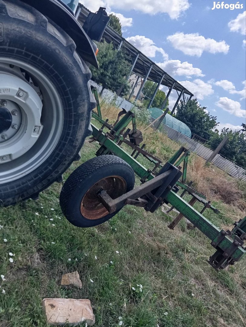 Kultivátor 6+2fél