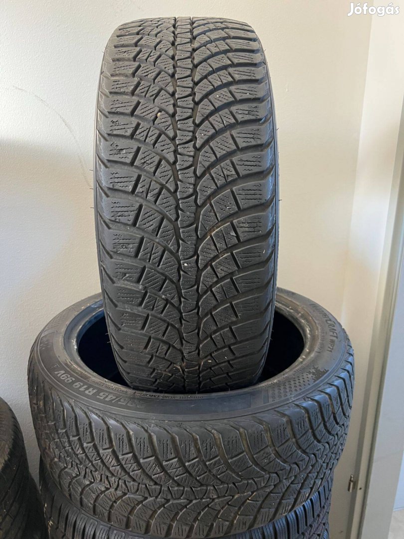 Kumho 235/45r19 235/45 r19 téli gumi