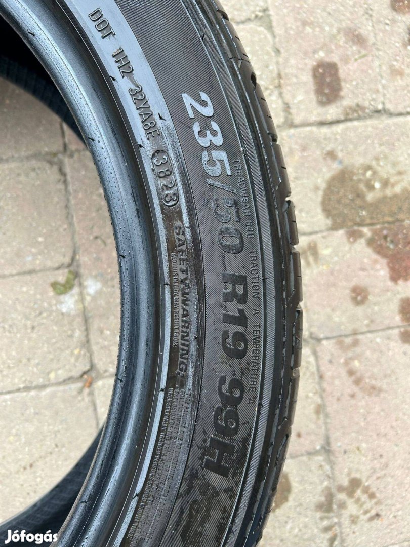 Kumho Crugen HP71 235/50 R19 99H Nyári Gumi 4 db Eladó