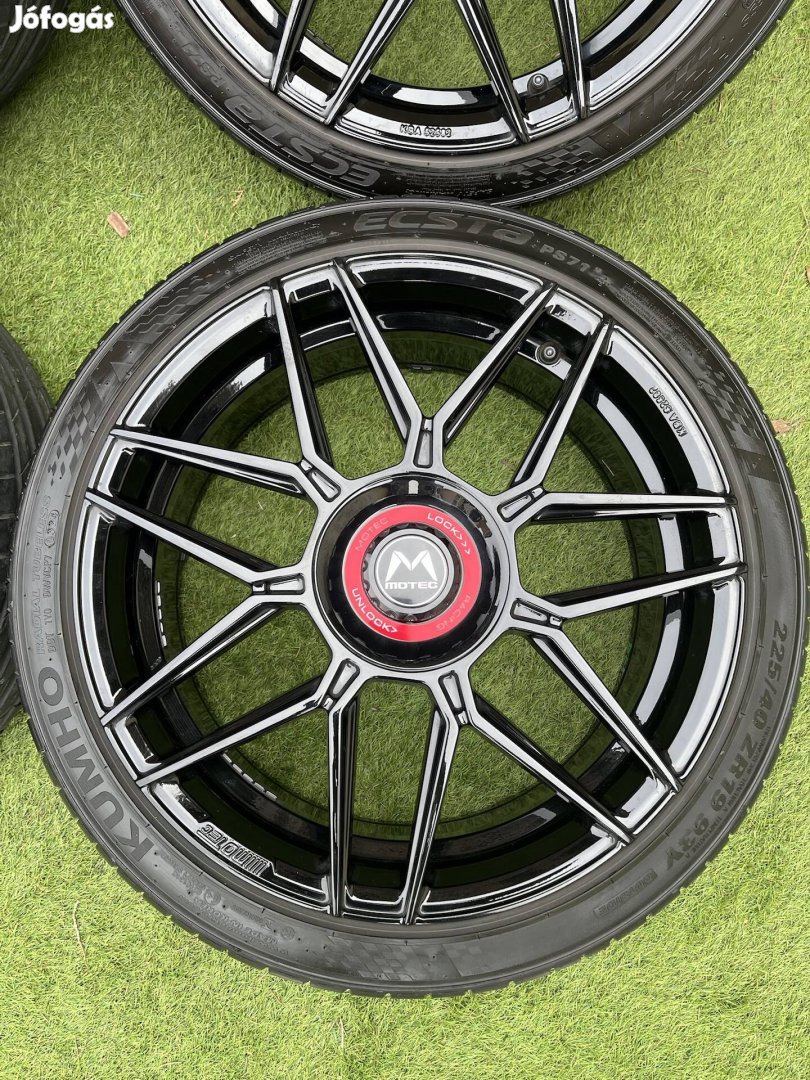 Kumho Ecsta PS71 19" nyárigumik 