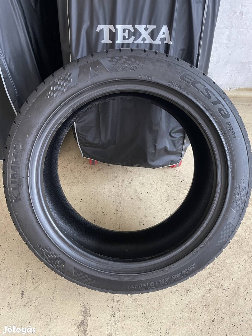 Kumho Ecsta PS91 XL 255/45 R19 104Y