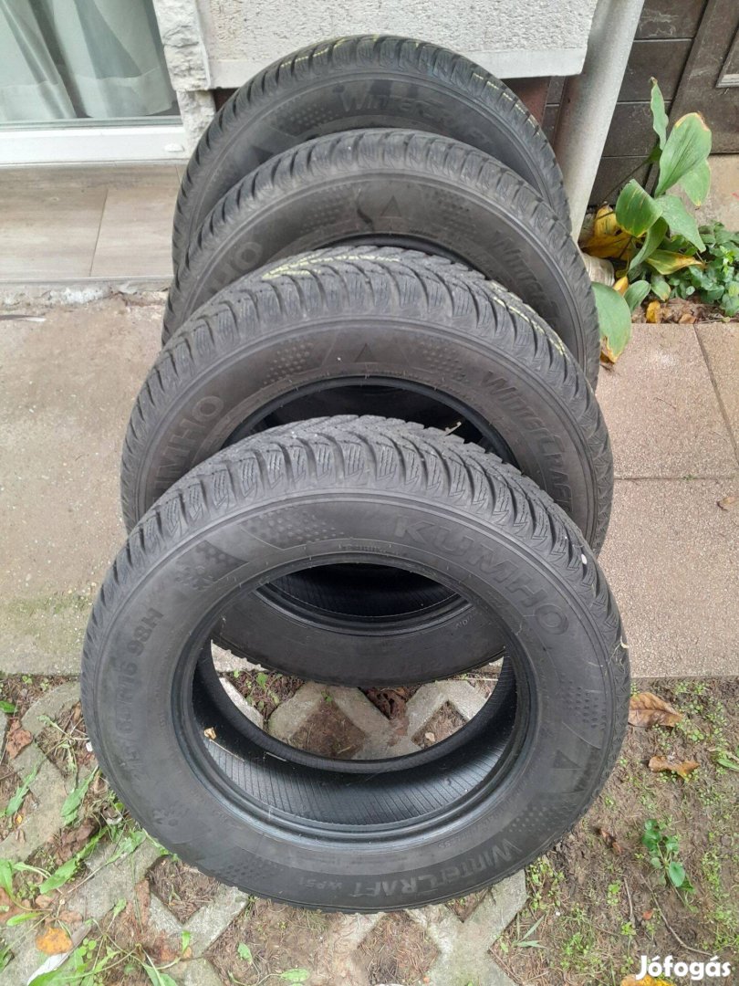 Kumho Téligumi 215/65 R16 98H (2018/ 32.hét)