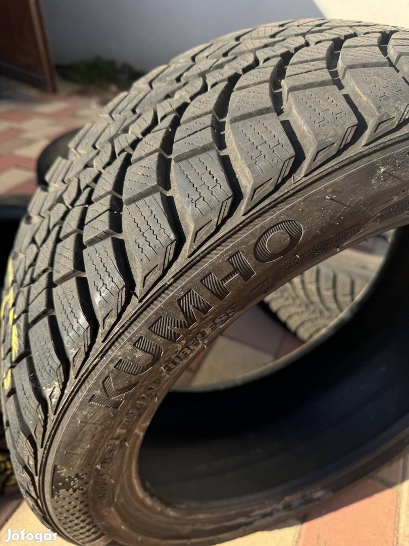 Kumho Wintercraft WP71 téli gumi - 225/45 R17