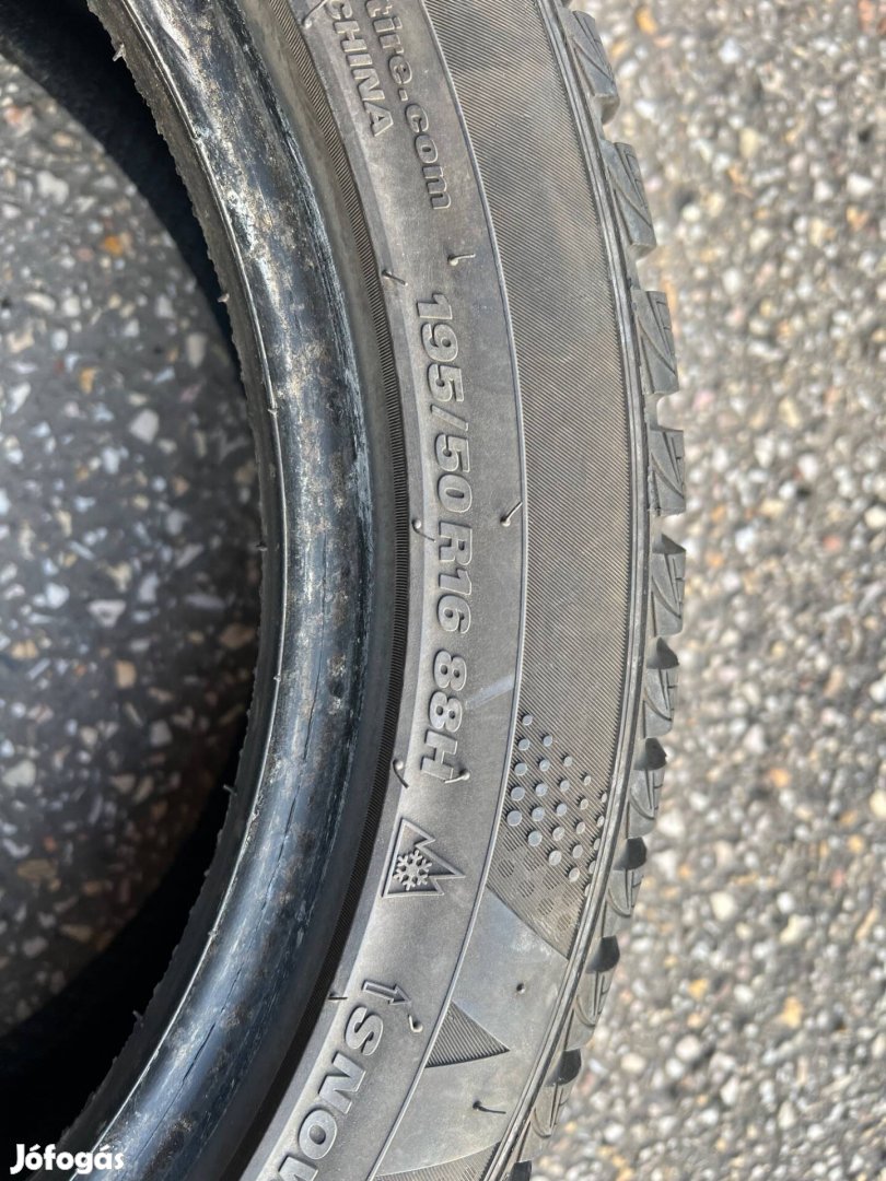 Kumho Wintercraft téligumi szett eladó 195/50R16