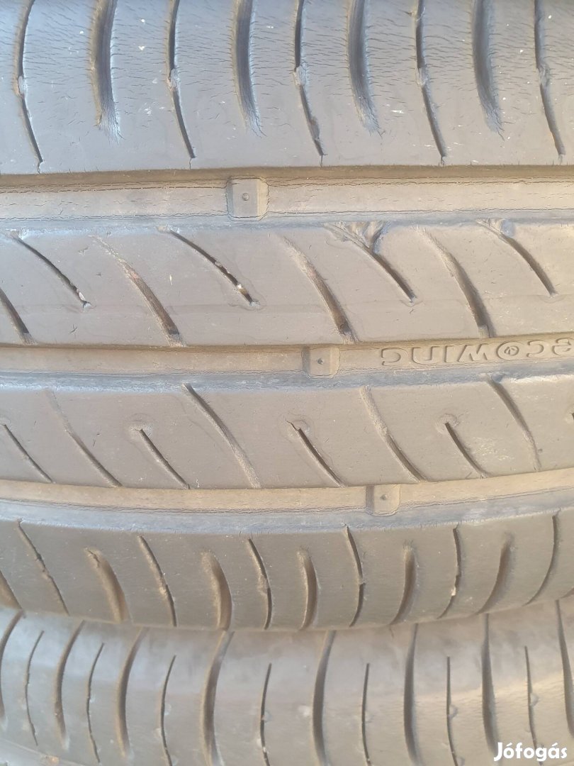 Kumho ecowing Es01 195/65r15 91H nyári gumi szett