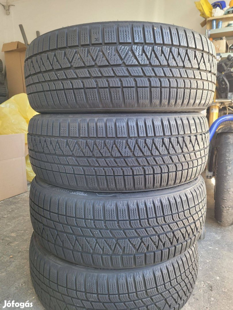 Kumho téli gumi 215/55 r18