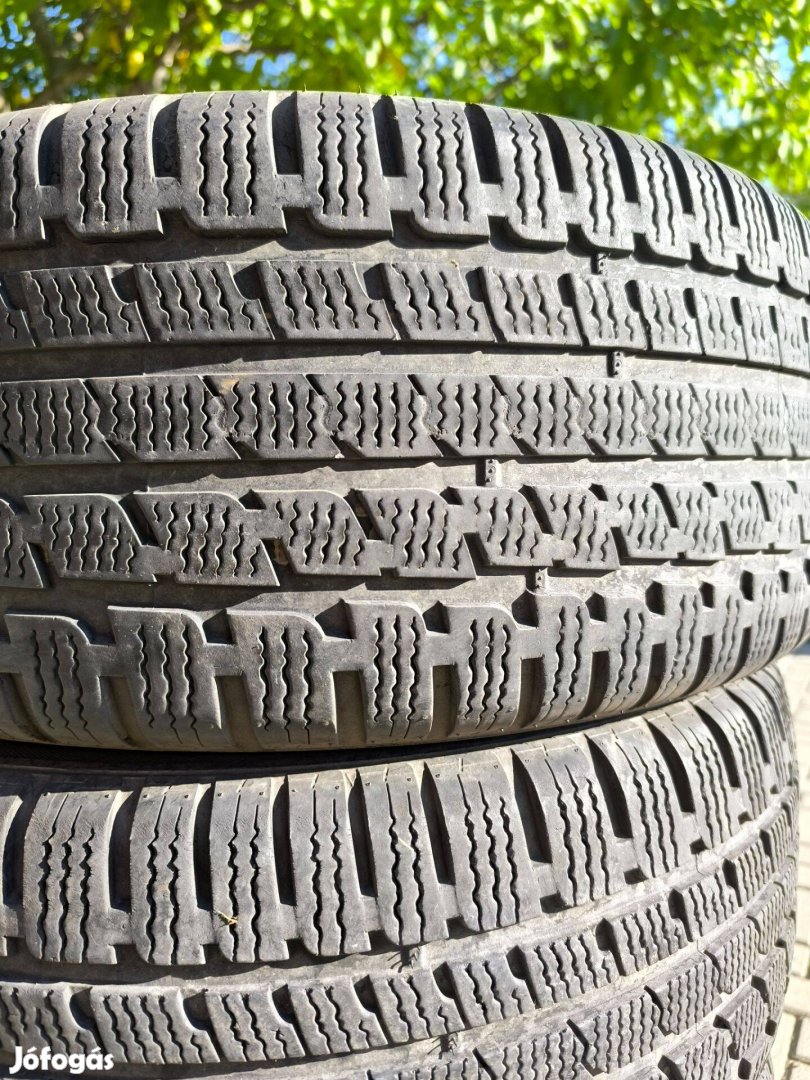 Kumho téligumi 235/55r17