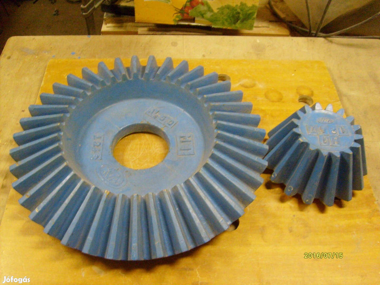 Kúp fogaskerék pár öntő mintája