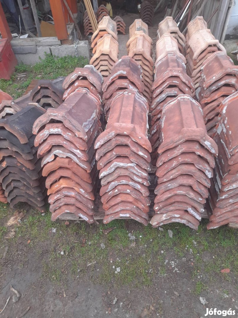 Kupcserép 107db elado.Szállitás megoldhato.