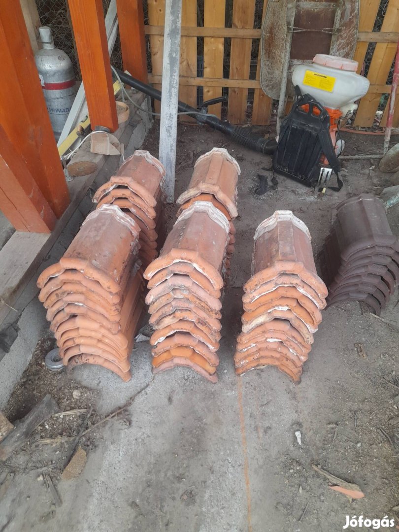 Kupcserép 50db elado.Szállitás megoldhato.