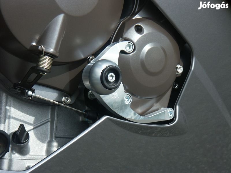 Kuplunggolyó, Triumph Daytona 675 06-07 titán