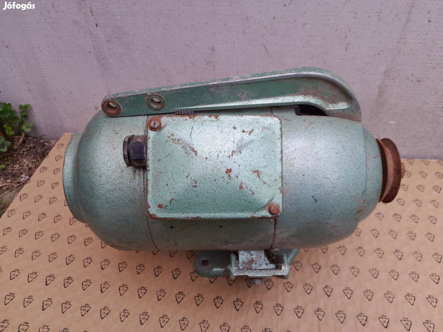 Kuplungos, varrógép motor